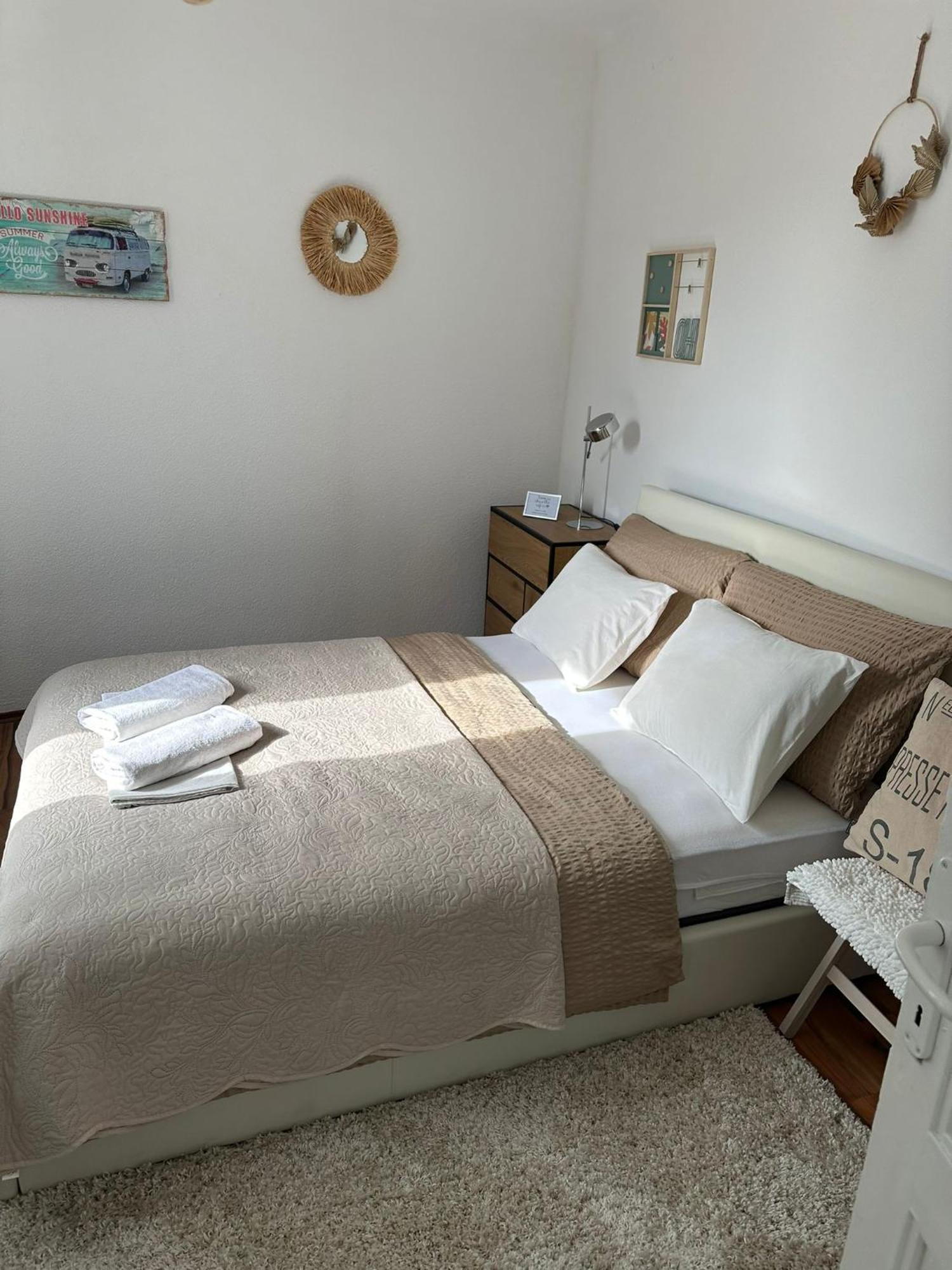 Old Town Lucky Star Apartments سبليت المظهر الخارجي الصورة